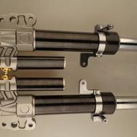 批发33芯路虎三角奶瓶可装 三代目摩托车行走系统零件改装前减震