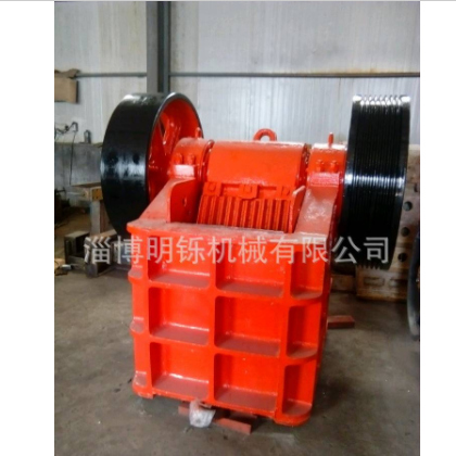 山东淄博博山专业破碎机制造 厂家直销破碎机 破碎机配件等0