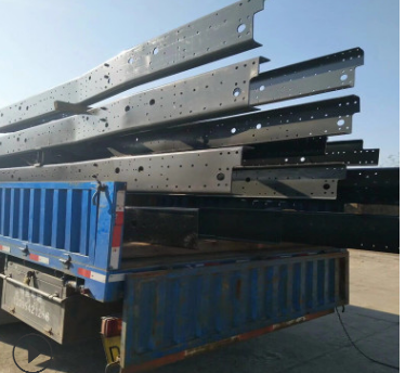 解放赛虎牵引车大梁总成解放赛虎半挂车车架总成解放赛虎原厂车架