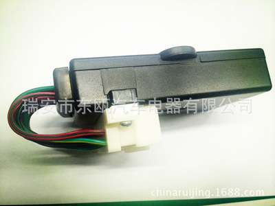 江铃 宝典03 宝威 360000102 40SJL800车窗自动关闭器 关/升窗器