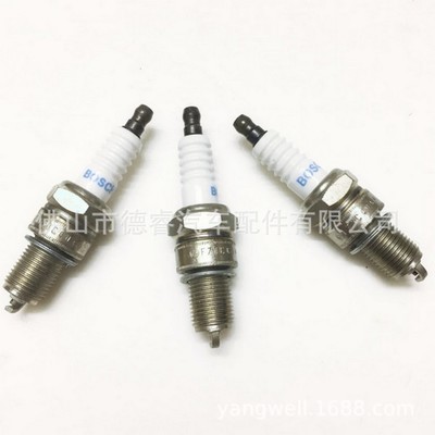 原厂博世火花塞 F7TC 批发汽车摩托车小型发动机 接受小批量订单