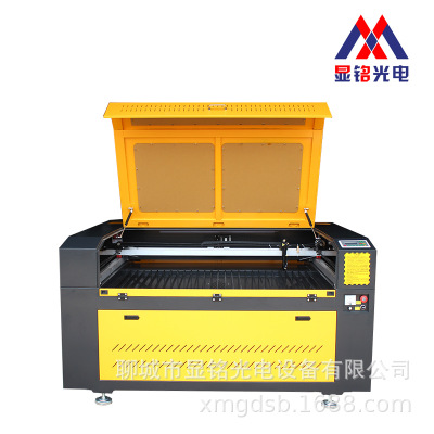 显铭光电厂家直销 1390激光切割机 亚克力木板毛毡广告皮革雕刻机