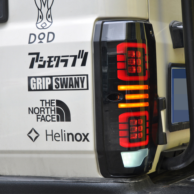 适用于1984 - 2021年 丰田 LC76 熏黑款尾灯改装刹车灯后雾灯专用