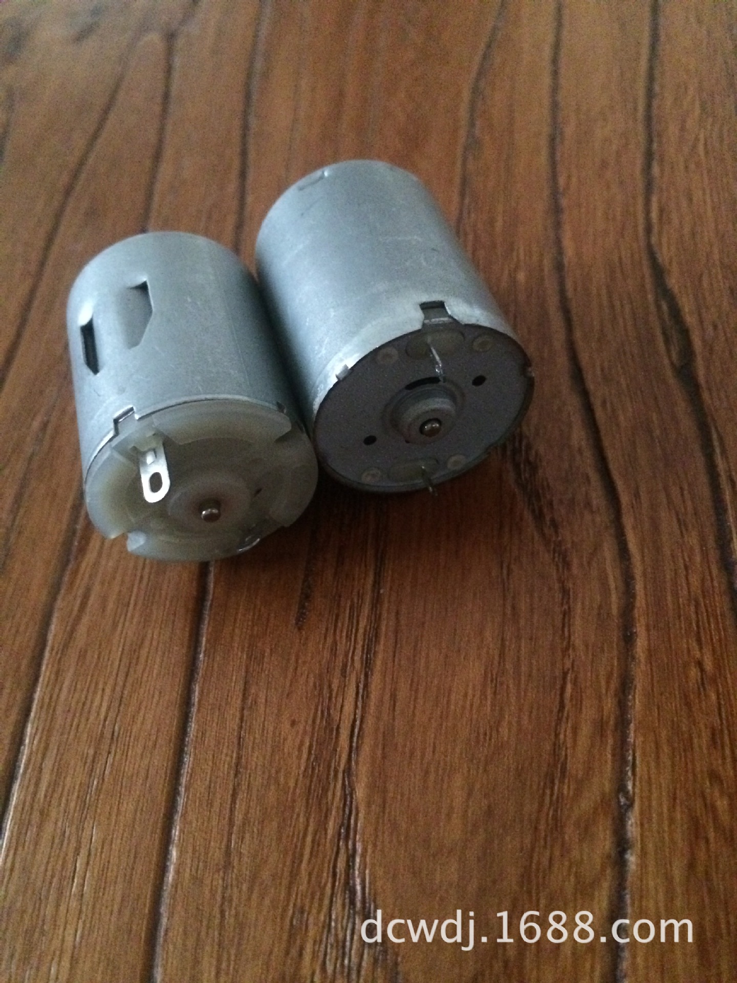 直流电动机图片