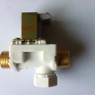 太阳能上水电磁阀 直流9v 12v 24v 交流220v 自来水水压供水