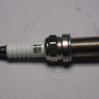 484Q-18-110-T 适用于海马S7 海马8 火嘴 1.8T